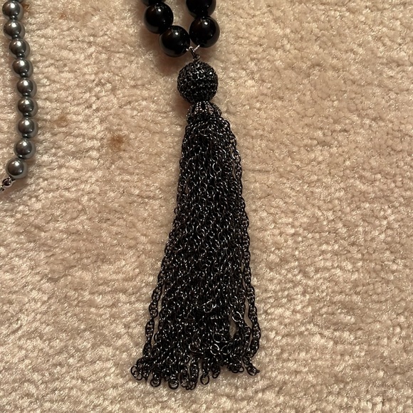 22” long necklace grey to black - Picture 2 of 6